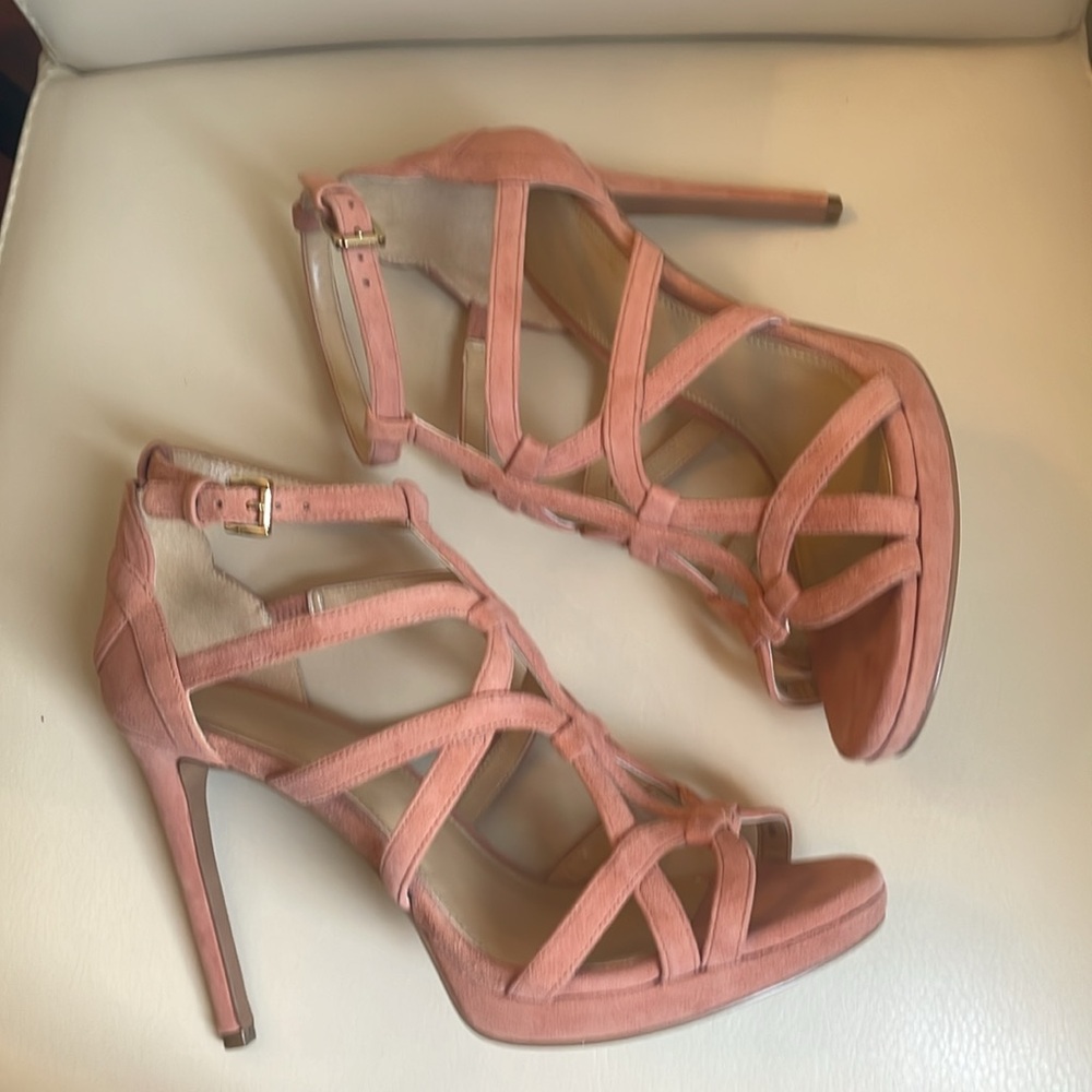 MICHEAL Michael Kors Sandra Platform Suede - Picture 6 of 10